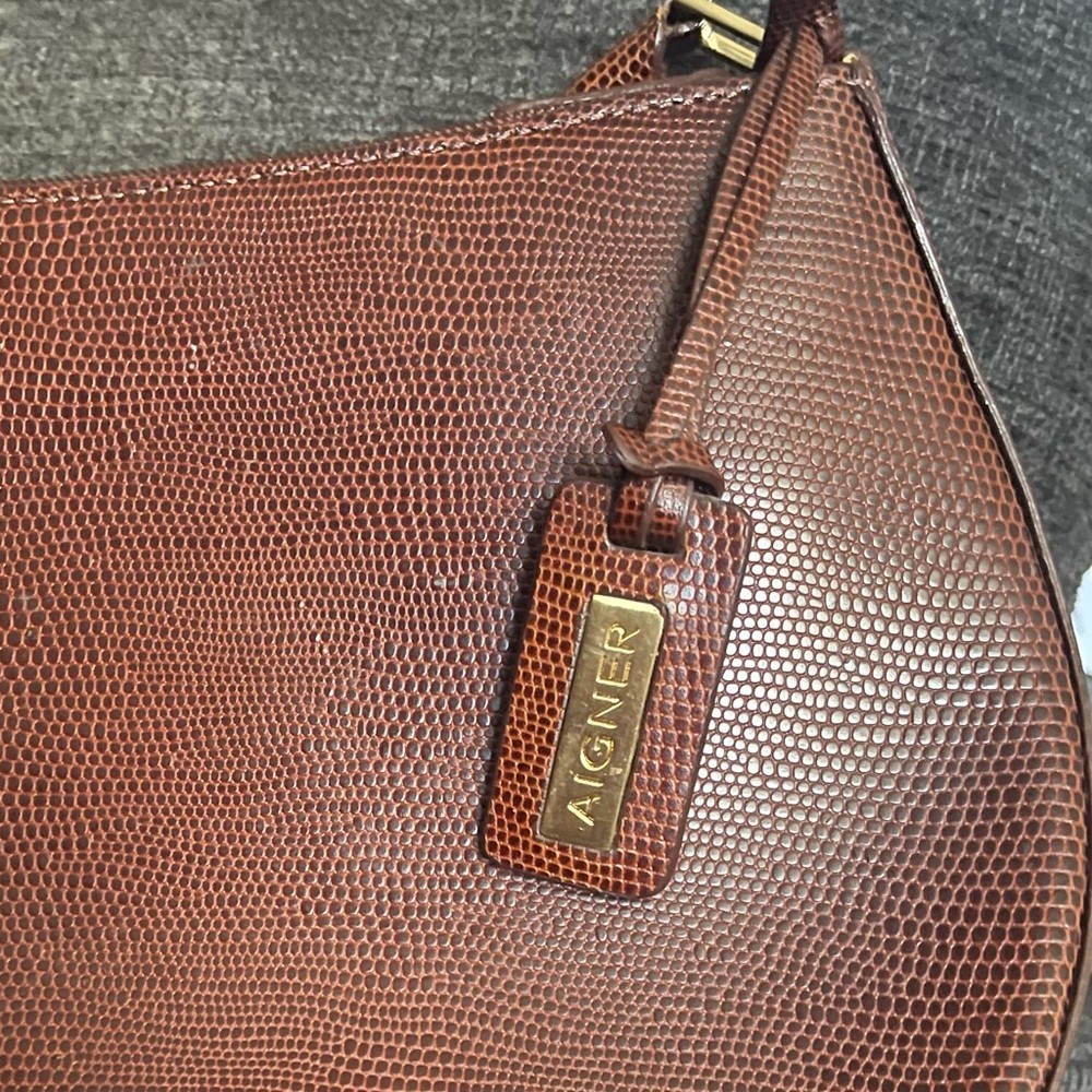 Vintage Etienne Aigner Genuine Leather Shoulder Bag - Picture 4 of 8